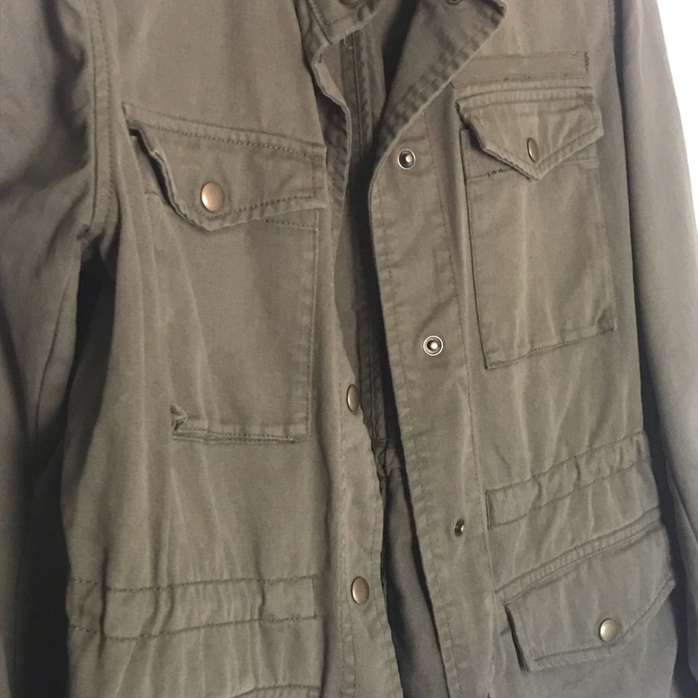 Green jacket - Picture 2 of 3